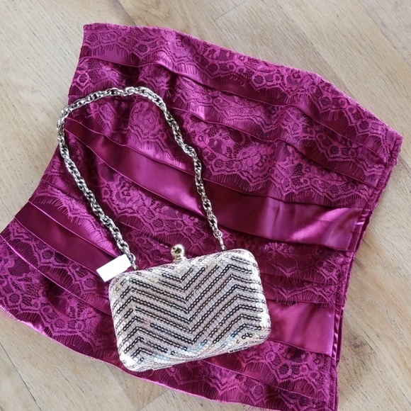 😍Host Pick😍 WHBM Gold Purse NWT - Picture 6 of 6